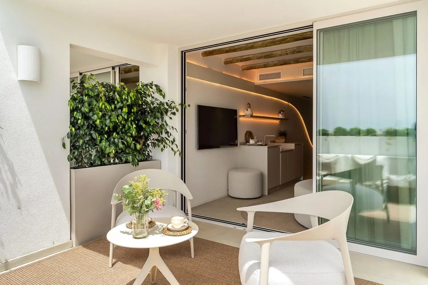 Апарт-отель Apartamentos Azul Кастельдефельс