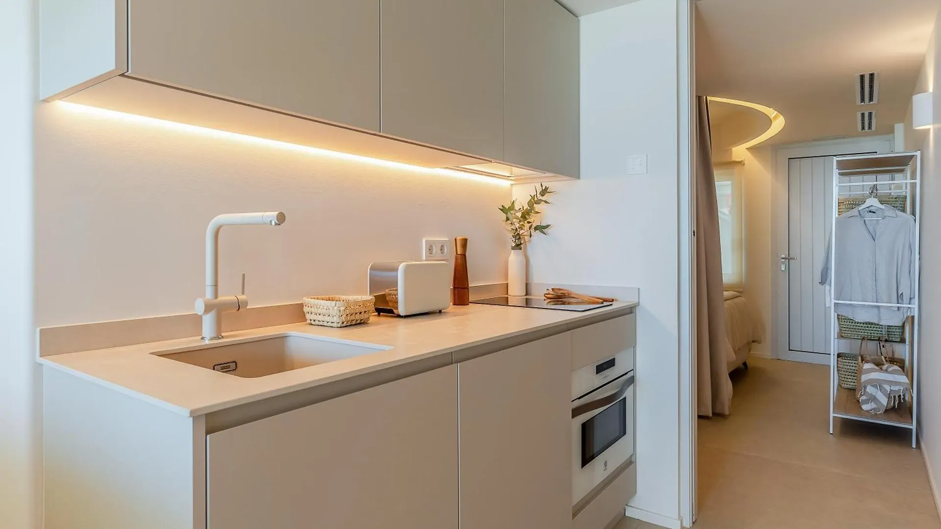 Apartamentos Azul Кастельдефельс